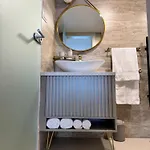 Vila Venetta,beach House,pool,jacuzzi,satellite Internet-wifi,4x4 Utv Vehicle,sup Board,island Zirje, Sibenik Žirje
