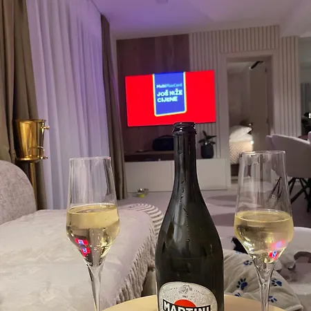 Villa Venetta,beach House,pool,jacuzzi,satellite Internet-wifi,4x4 Utv Vehicle,sup Board,island Zirje, Sibenik *