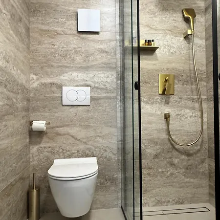 Villa Venetta,beach House,pool,jacuzzi,satellite Internet-wifi,4x4 Utv Vehicle,sup Board,island Zirje, Sibenik *