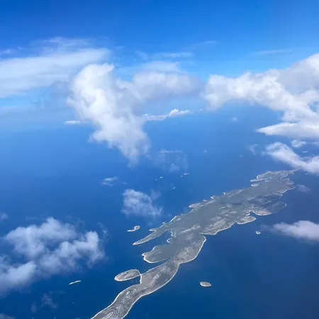 Venetta,beach House,pool,jacuzzi,satellite Internet-wifi,4x4 Utv Vehicle,sup Board,island Zirje, Sibenik Villa Žirje