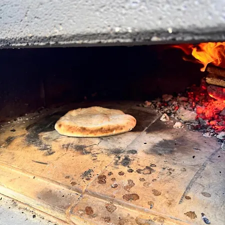 Venetta,beach House,pool,jacuzzi,satellite Internet-wifi,4x4 Utv Vehicle,sup Board,island Zirje, Sibenik * Žirje