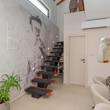 Venetta,beach House,pool,jacuzzi,satellite Internet-wifi,4x4 Utv Vehicle,sup Board,island Zirje, Sibenik *