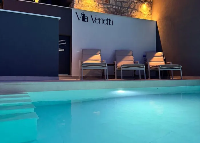 Villa Venetta,beach House,pool,jacuzzi,satellite Internet-wifi,4x4 Utv Vehicle,sup Board,island Zirje, Sibenik *