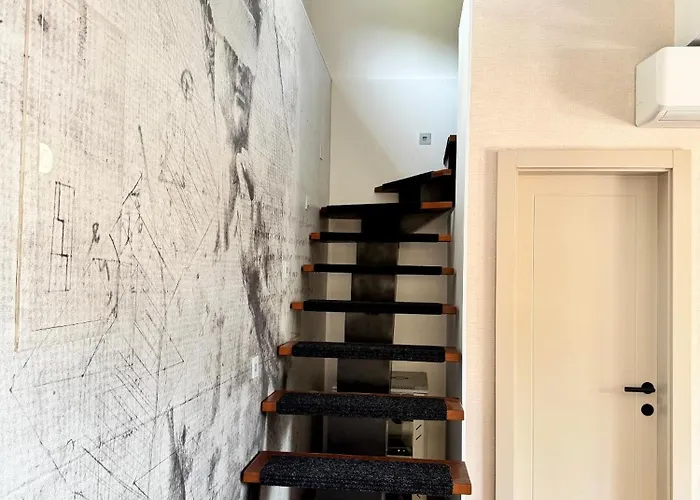 Villa Venetta,beach House,pool,jacuzzi,satellite Internet-wifi,4x4 Utv Vehicle,sup Board,island Zirje, Sibenik *