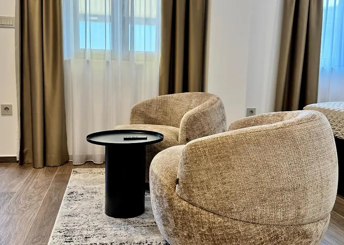 Villa Venetta House ,pool, Jacuzzi, Satellite Internet-wifi,island žirje, šibenik