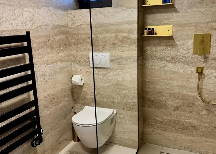 Venetta,beach House,pool,jacuzzi,satellite Internet-wifi,4x4 Utv Vehicle,sup Board,island Zirje, Sibenik Villa