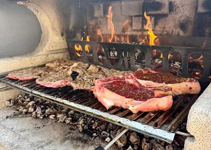 Venetta,beach House,pool,jacuzzi,satellite Internet-wifi,4x4 Utv Vehicle,sup Board,island Zirje, Sibenik Villa *